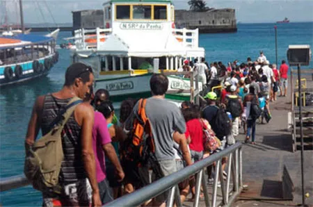 Travessia de Mar Grande opera sem restrições e com previsão de intenso movimento neste feriadão