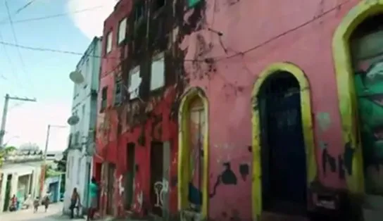 "Por aí: Tour por Salvadô" | As histórias por trás de ladeiras famosas da capital baiana; "a vista compensa a paletada"