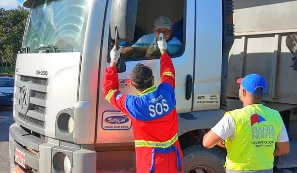 Mais de 200 caminhoneiros são atendidos por profissionais da saúde durante a pandemia na Cia-Aeroporto 