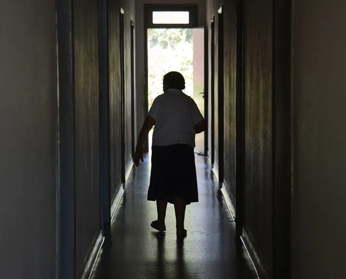 Alzheimer: brasileiros desenvolvem ferramenta que ajuda no tratamento