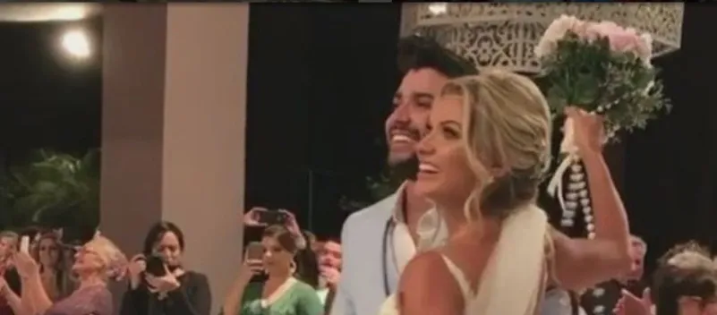 DISSE SIM: Gusttavo Lima e Andressa Suita trocam alianças em cerimônia religiosa; Confira fotos