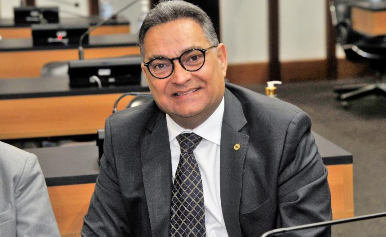 Deputado Luciano Araújo; Foto: AscomALBA/AgênciaALBA