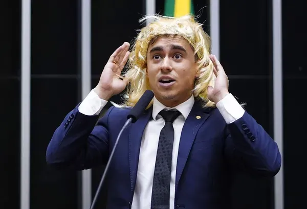 Justiça torna Nikolas Ferreira réu por fake news nas eleições de 2024; Foto: Pablo Valadares/Câmara dos Deputados
