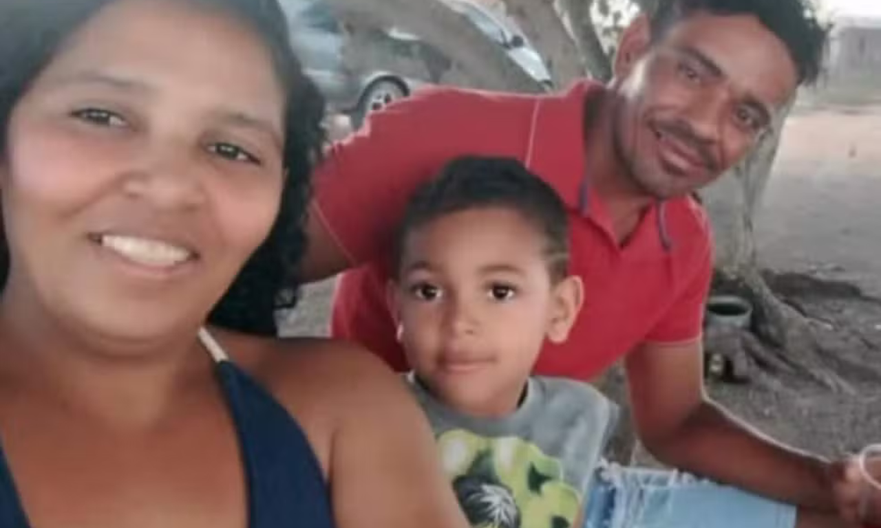 Família morre em colisão com carreta no interior da Bahia.Foto: Reprodução