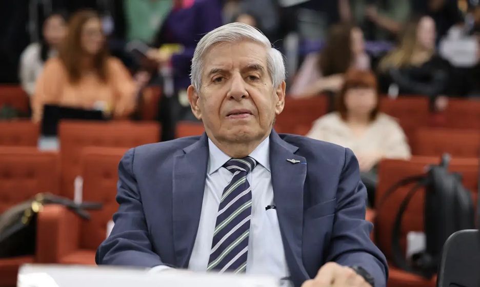Ex Chefe Do Gsi, General Nega Envolvimento Em Suposto Plano Golpista