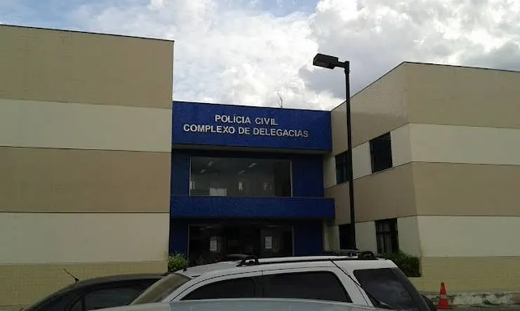 Homem que teve órgão sexual decepado em Feira de Santana segue hospitalizado; suspeita está foragida