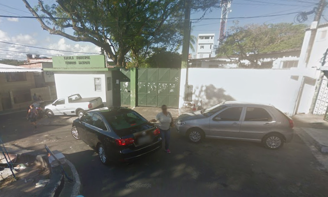 O Muro Caiu na Escola Municipal Teodoro Sampaio | Foto: Reprodução Google Maps 