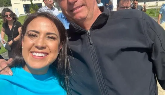 Talita Oliveira cumpre agenda com Bolsonaro na Bahia e cobra a Rui redução do ICMS sobre combustíveis
