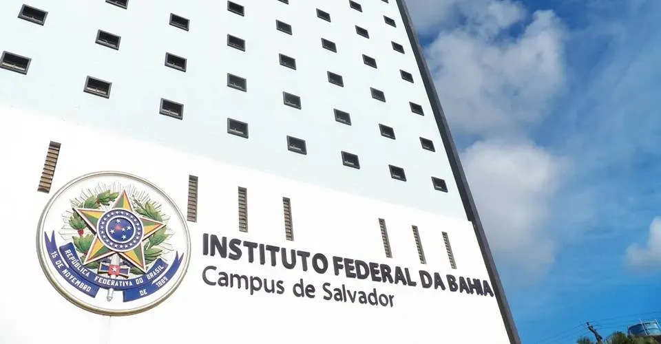 Ifba suspende aulas e acesso ao Campus Salvador é restringido; servidores estão em greve