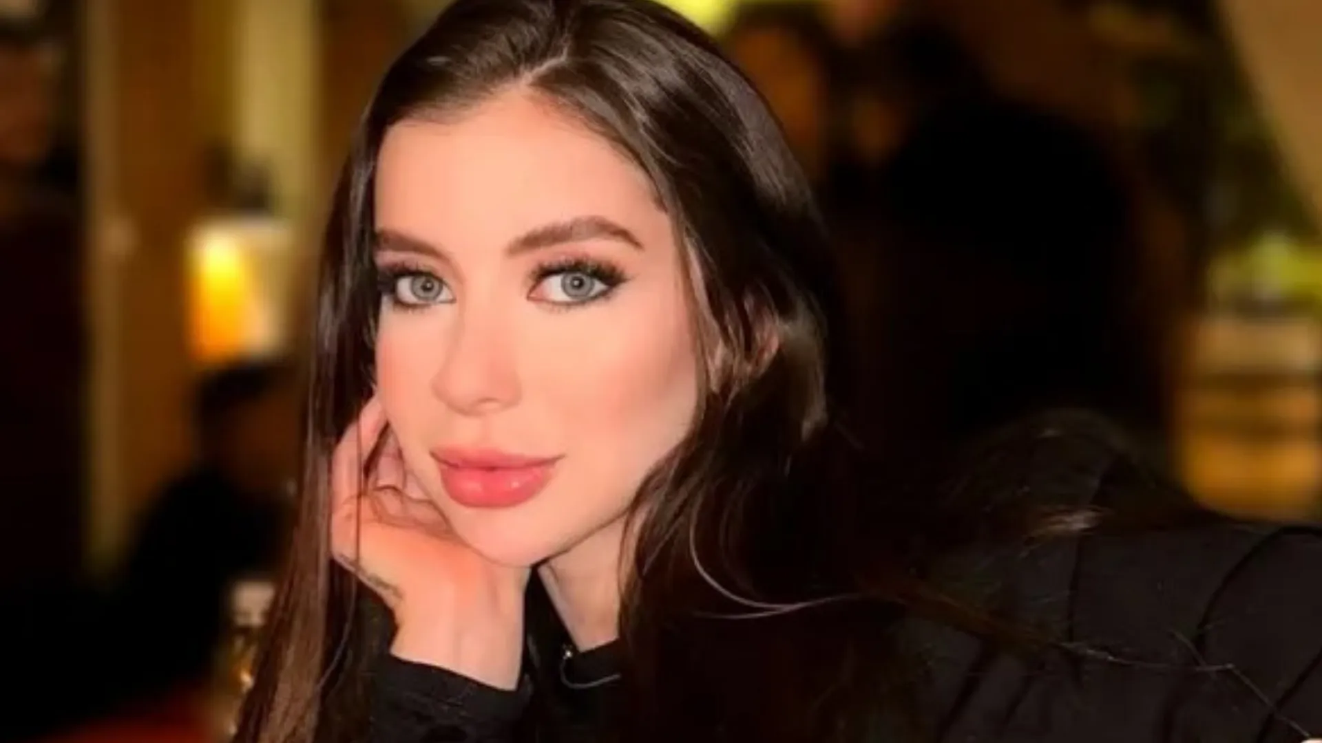 Miss baiana morta pelo namorado é velada nesta quinta; sepultamento ocorre na sexta