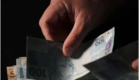 Aprovada MP que garante crédito para auxílio de R$ 600 até dezembro