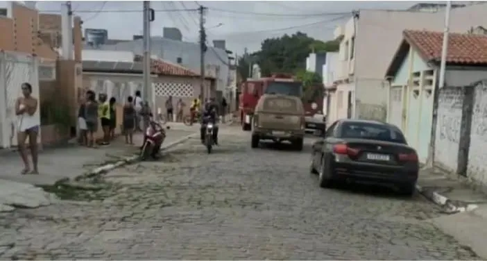 Três crianças morrem após incêndio atingir casa em Serrinha, na Bahia