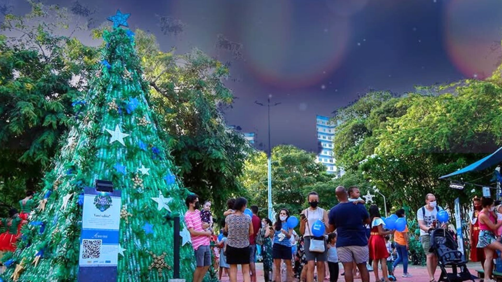 Vila de Natal da Limpurb está situada na Praça Ana Lúcia Magalhães, na Pituba | Foto: Divulgação