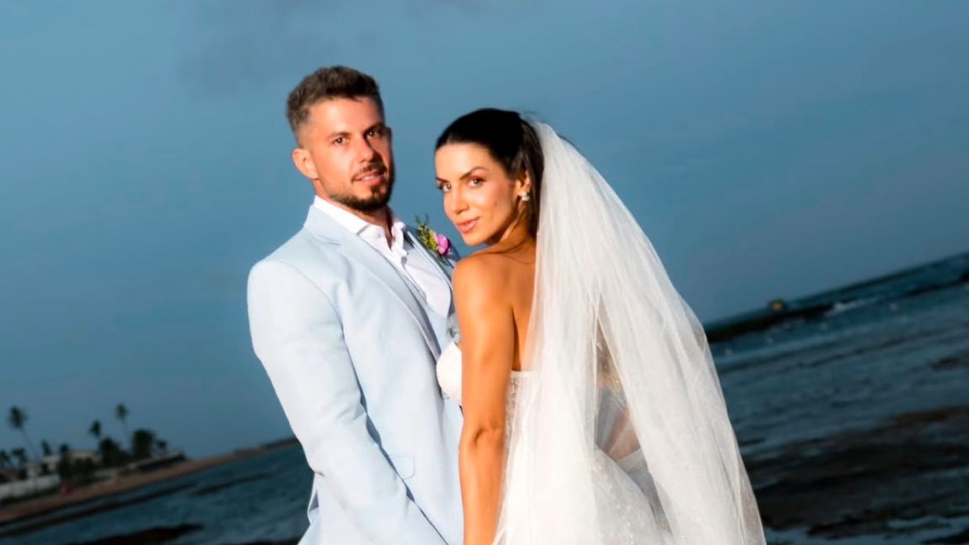 Camila e Erick participam do Aratu T&aacute; On