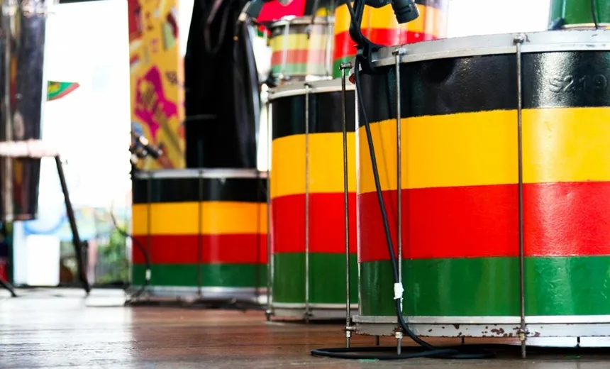 'FestQuilombo': Olodum realiza caminhada musical em homenagem à Revolta dos Búzios