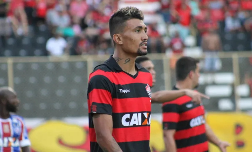 ADEUS! Botafogo acerta com o atacante Kieza; “Já tivemos o ‘ok’ do Vitória”, diz gestor