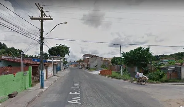 Homem de 56 anos é morto a tiros em Camaçari; vizinho da vítima também foi atingido