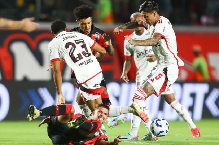 Vitória perdeu, mais uma vez, na 2ª rodada do Brasileirão. Foto: Gilvan de Souza/CR Flamengo