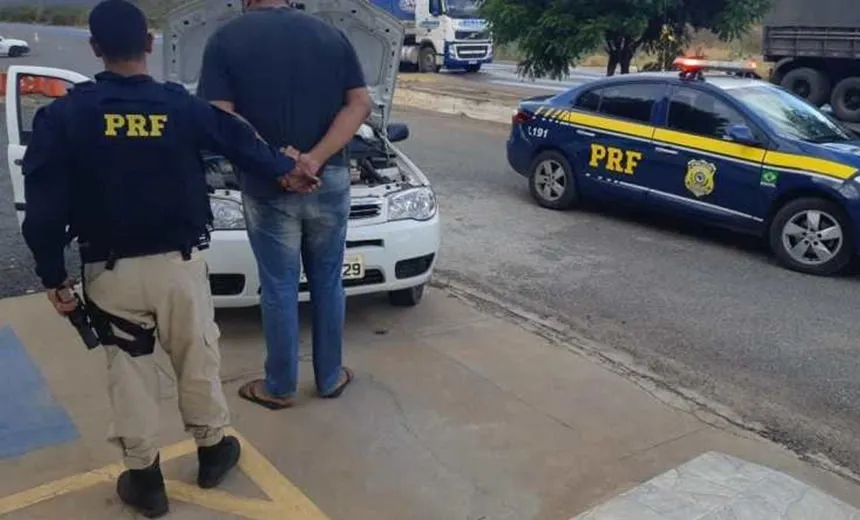PRF prende homem pela segunda vez em menos de três meses com carro roubado