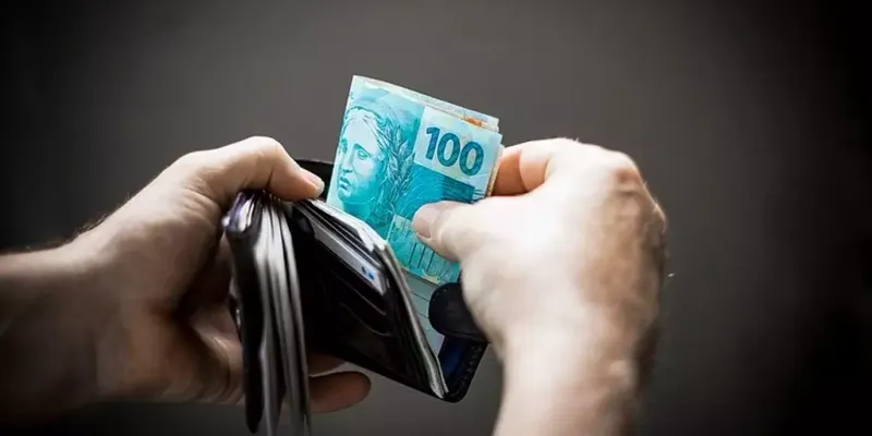 A remuneração do certificador não é salário fixo, mas um valor pago por dia de atuação, sem gerar vínculo empregatício/Foto: Reprodução 