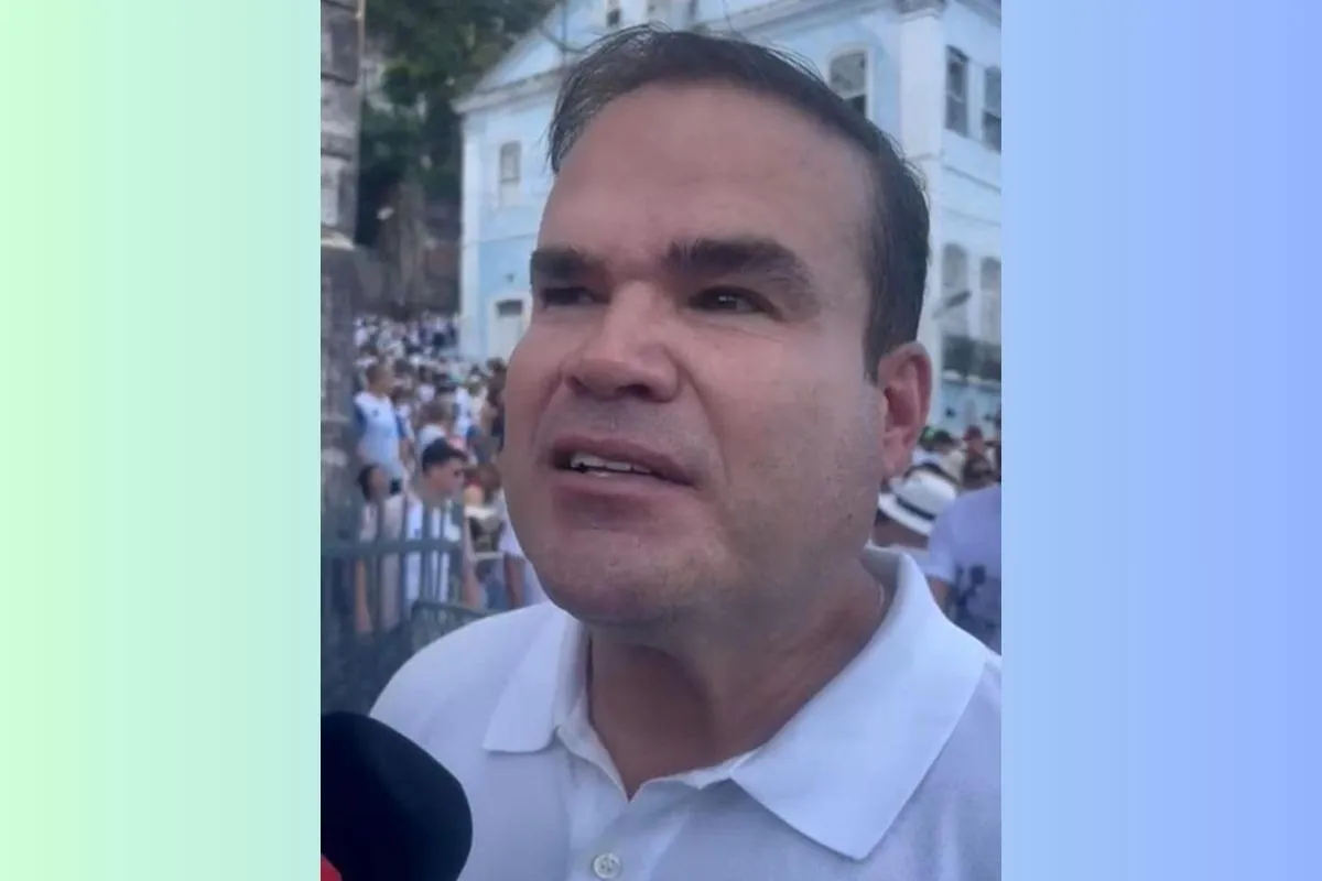 Cacá Leão avalia saída da Segov durante festa do Bonfim