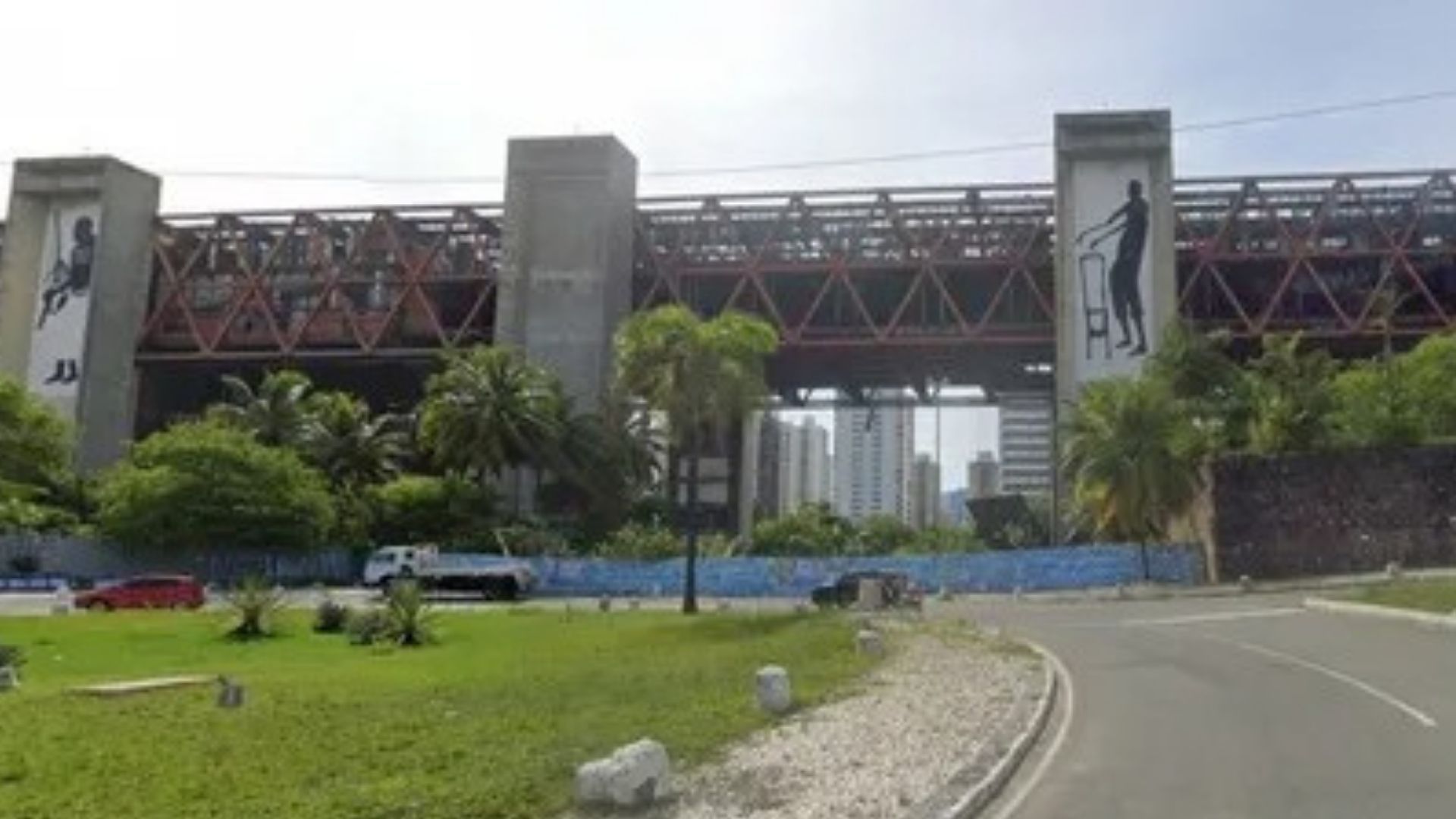 Leil&atilde;o do Centro de Conven&ccedil;&otilde;es pode ser suspenso por falta de transpar&ecirc;ncia; Foto: Google Street View