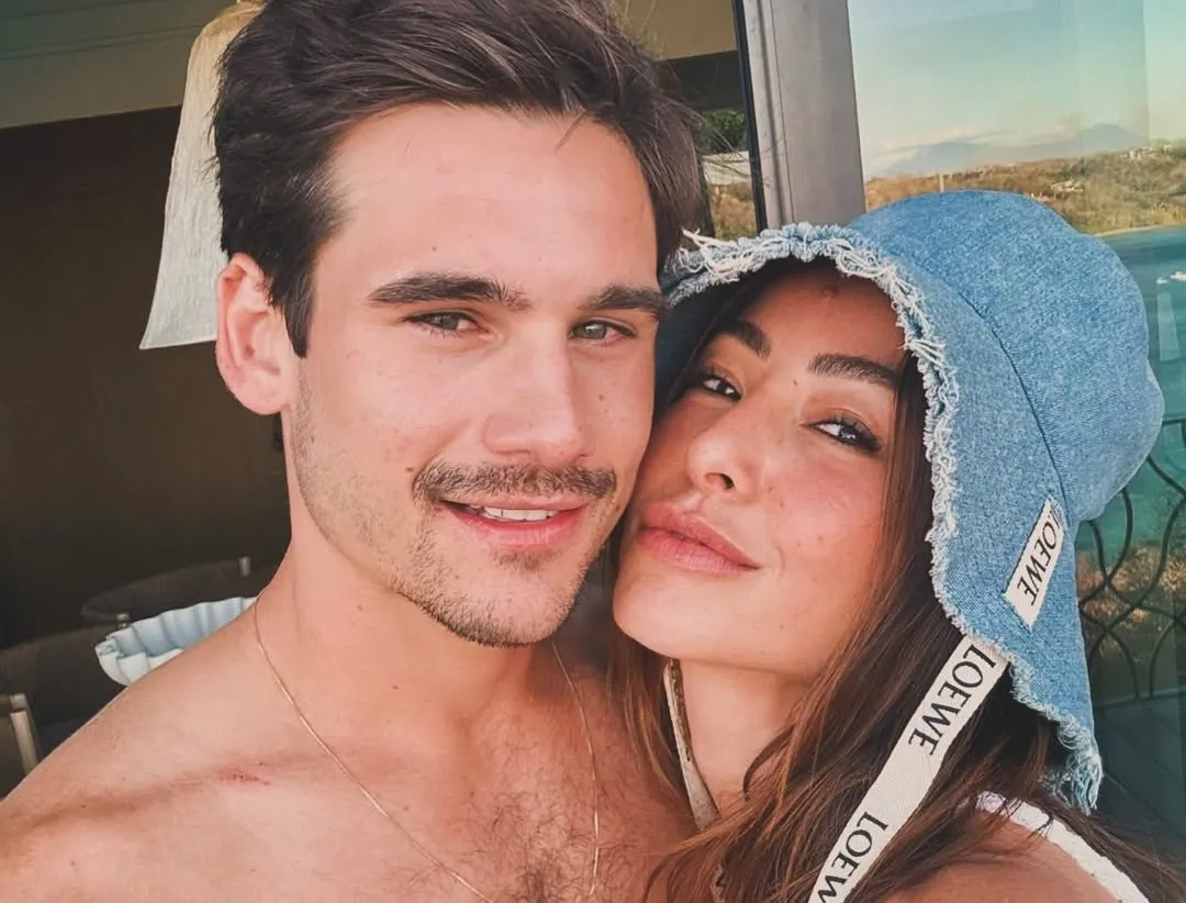Sabrina Sato anuncia gravidez de Nicolas Prattes e emociona fãs: 'Família vai aumentar'