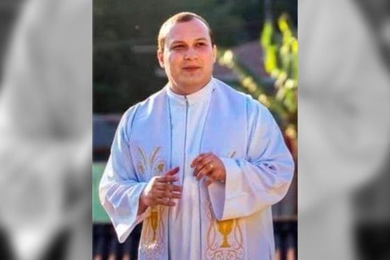 Padre Foi Visto Embriagado