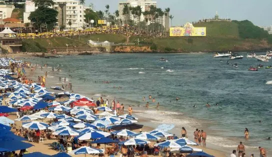 Salvador pode ter até sete feriadões em 2025; confira a lista completa