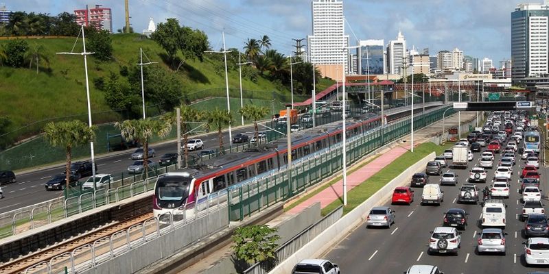 A Avenida Paralela é considerada uma das vias mais movimentadas e perigosas da capital baiana, com alto índice de colisões/Foto: Governo da Bahia/Camila Souza