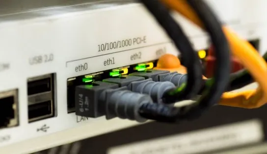 Bahia teve segundo maior aumento absoluto de internautas no país, mas um a cada três estudantes não tem celular
