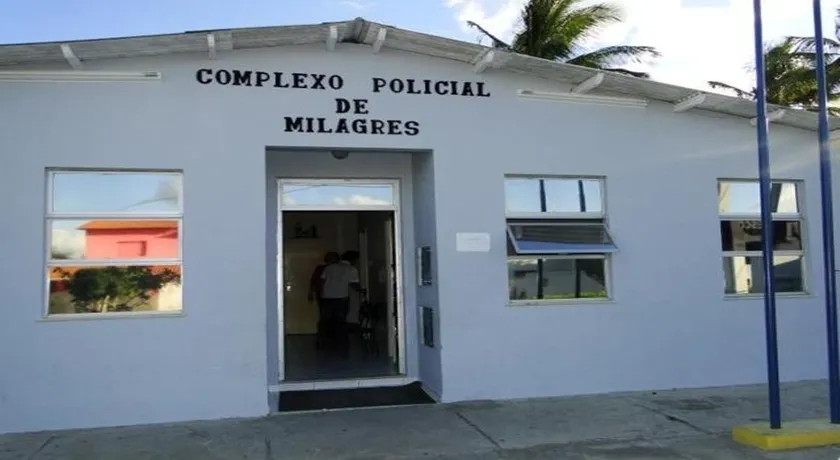 Sete presos fogem de delegacia no interior da Bahia