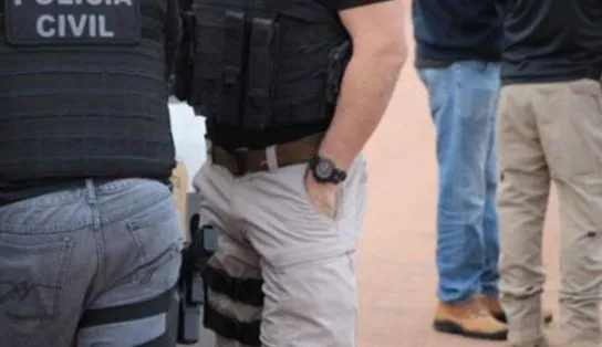 Curandeiros falsos que enganavam idosos para aplicar golpes na Bahia são presos pela polícia do Distrito Federal