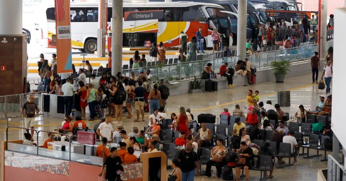 Passageiros poderão transferir passagens de ônibus na Bahia, segundo nova norma da Agerba