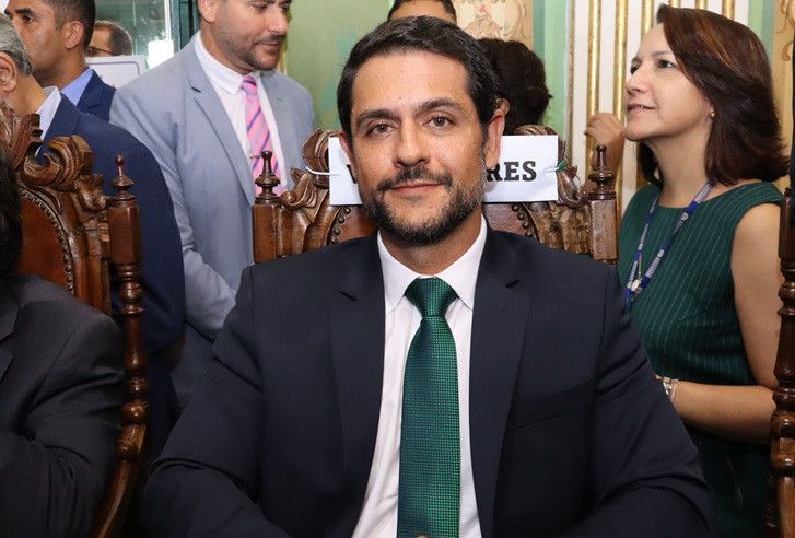 O presidente da Comissão é o vereador João Cláudio Bacelar (Podemos)