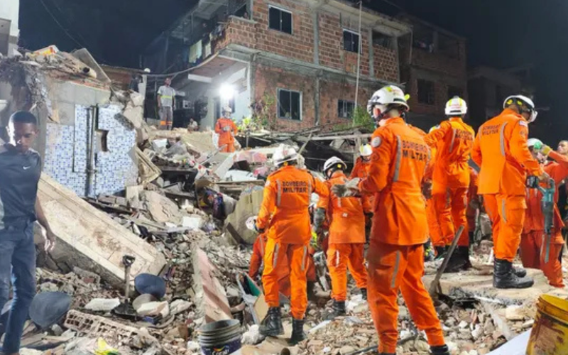De acordo com o &oacute;rg&atilde;o, informa&ccedil;&otilde;es preliminares apontaram que o edif&iacute;cio de quatro andares, estava em processo de reforma/Foto: Reprodu&ccedil;&atilde;o