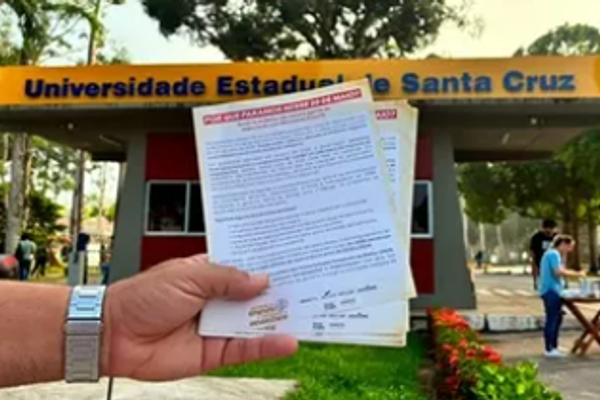 Mobiliza&ccedil;&atilde;o Professores Uneb 04