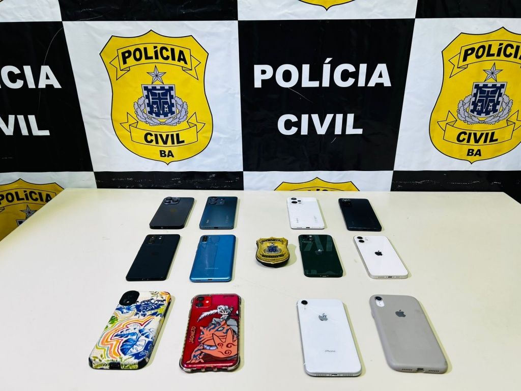O homem foi preso com R$ 40 mil em celulares que haviam sido furtados durante o São João em Jequié. Foto: Divulgação/PC-BA