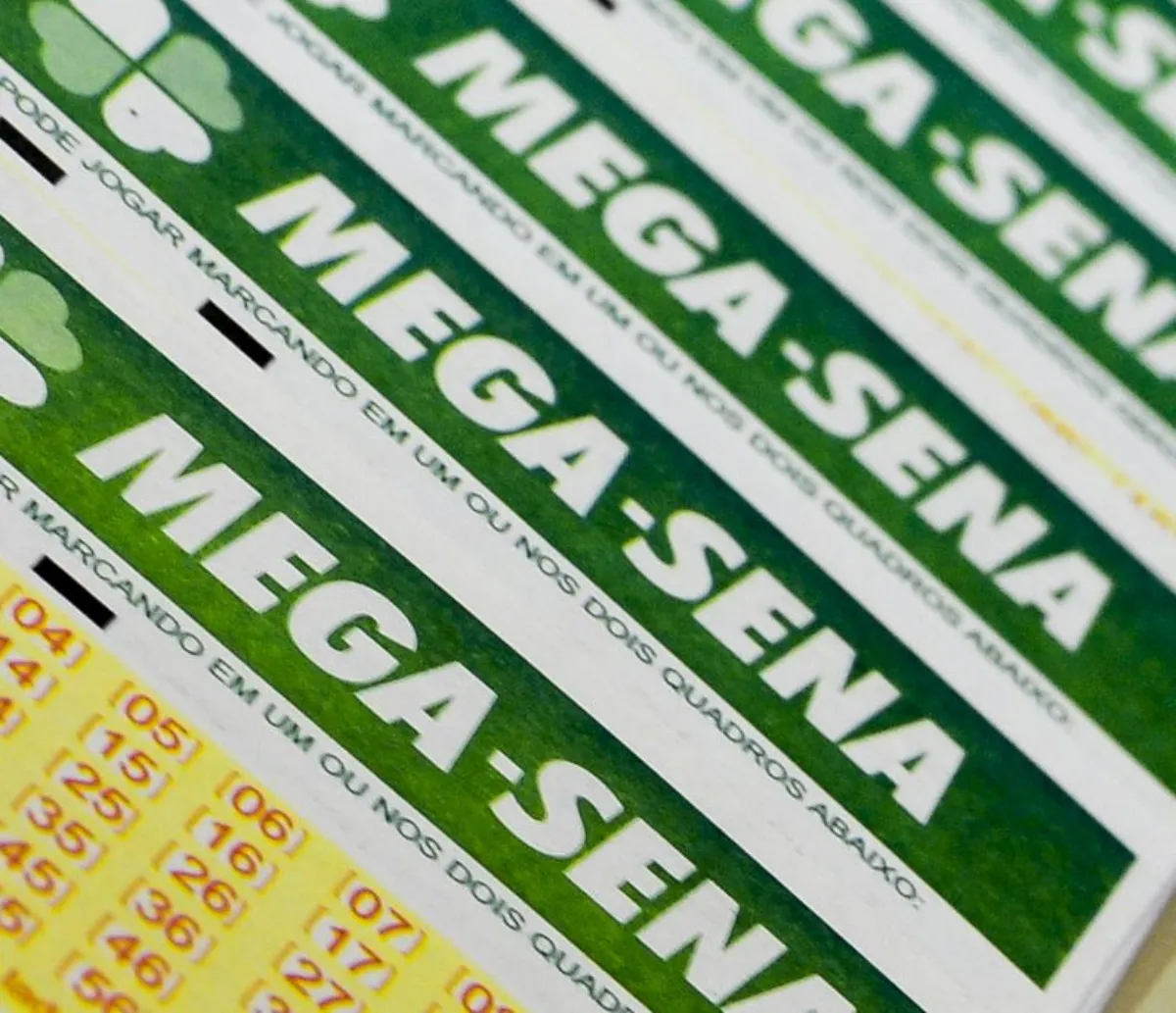 Mega-Sena acumula e prêmio é estimado em R$16 milhões