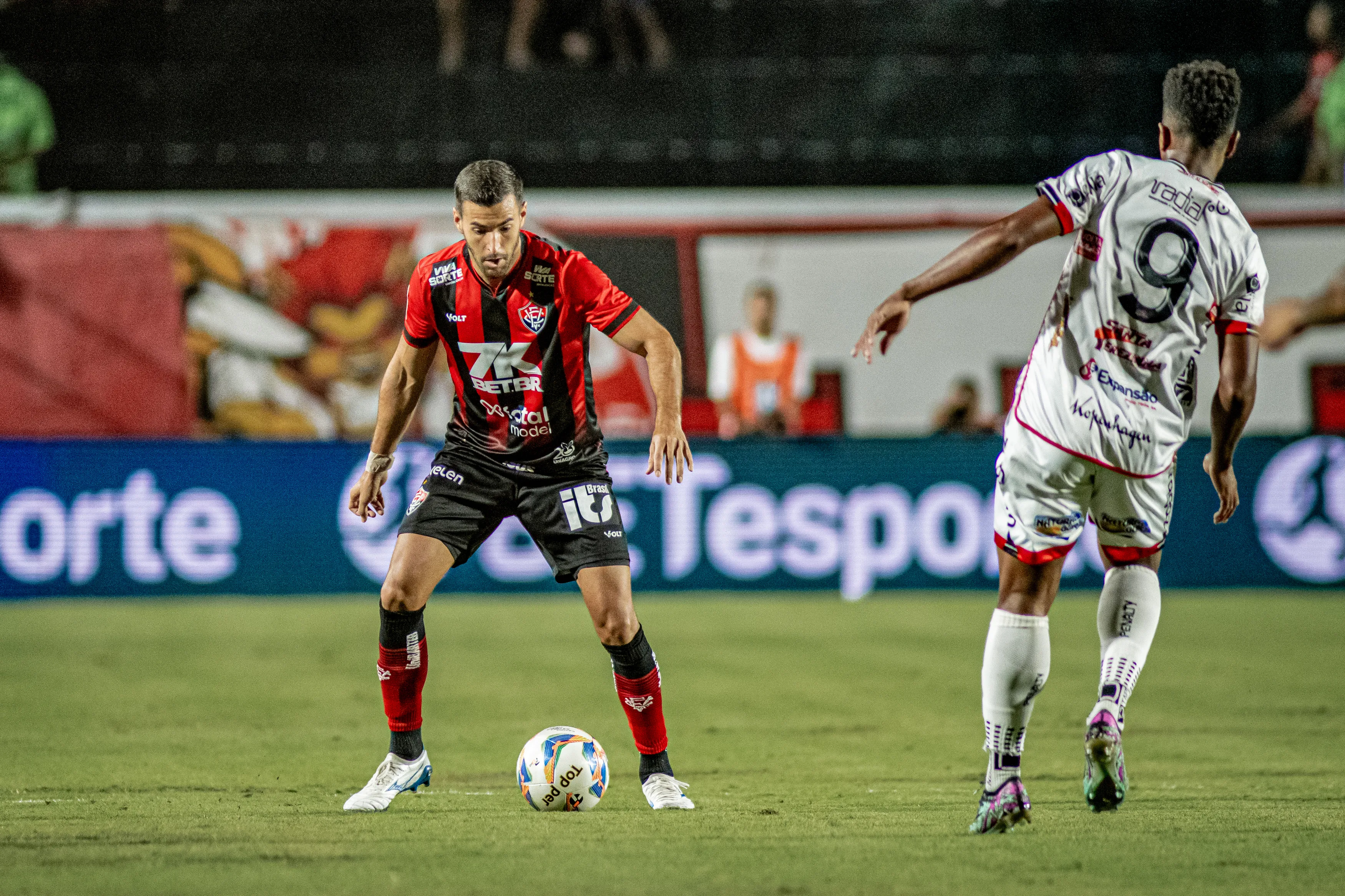 Vitória bate Atlético de Alagoinhas e vai à final do Campeonato Baiano