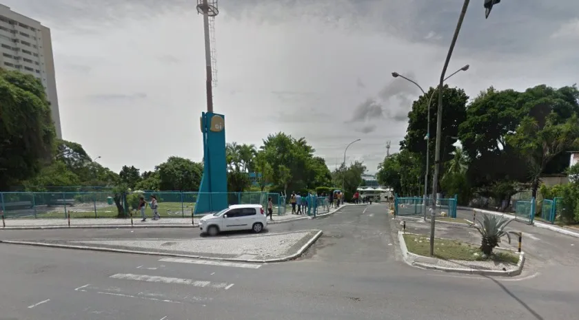 Empresa de telefonia abre seleção para 300 vagas de ensinos médio e superior em Salvador