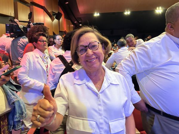 Deputada Lídice da Mata é autora da lei do Dia Nacional da Axé Music| Foto: Anna Caroline / Aratu On