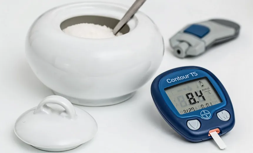 Serviços gratuitos são oferecidos em shopping para alertar sobre diabetes