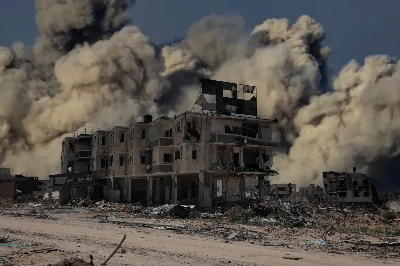 Ataque israelense a hospital em Gaza deixa ao menos 25 mortos
