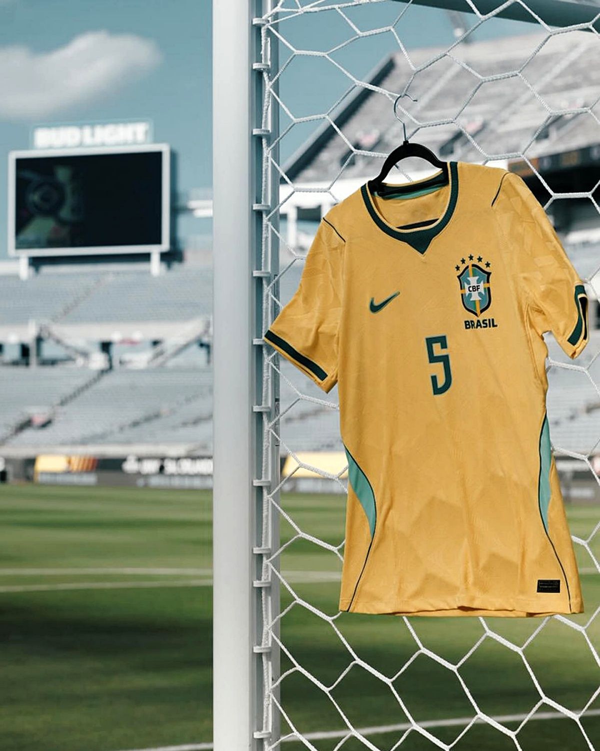 Novo uniforme 1 da Sele&ccedil;&atilde;o Brasileira para a Copa do Mundo. Foto: CBF
