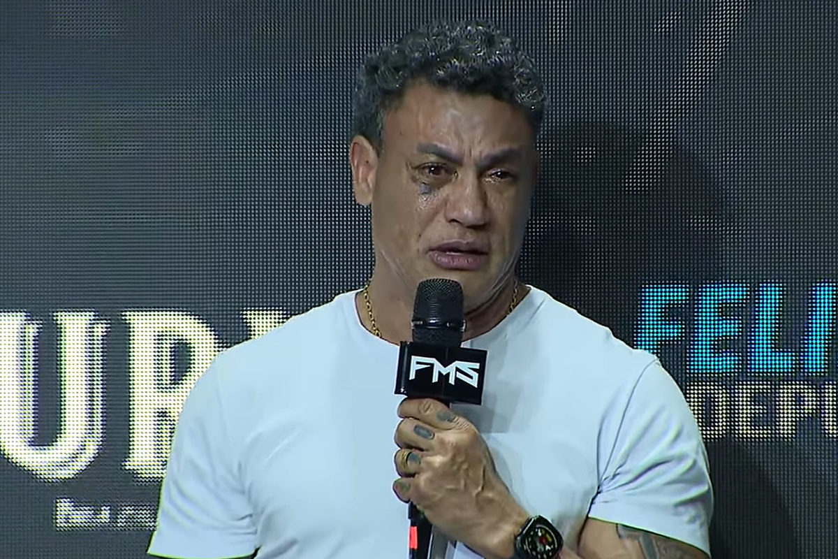 Bastante emocionado, Popó anunciou a aposentadoria do boxe afirmando não ter mais nada a provar. Foto: Reprodução/ESPN