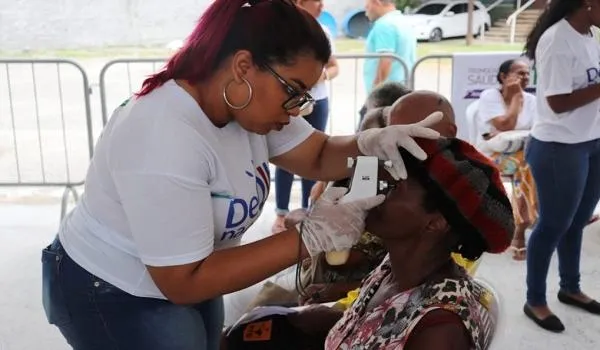 Instituto oferece mais de 200 atendimentos oftalmológicos no bairro de Valéria