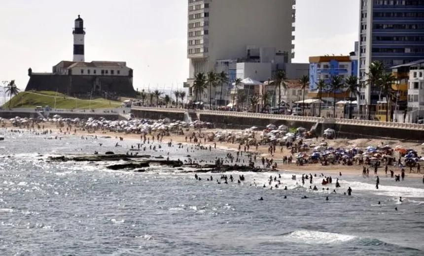 Saiba quais são as 16 praias apontadas pelo Inema como impróprias para banho