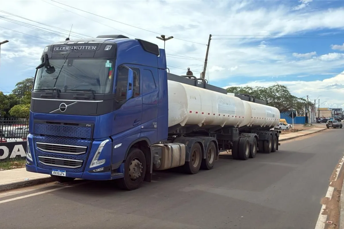 Ação na Bahia encontra base de quadrilha especializada em roubo de caminhões