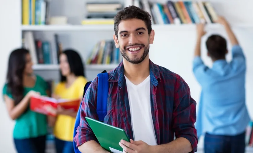 Programa de estudo mexicano oferece bolsas para estudantes brasileiros